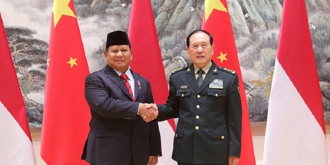 Prabowo Bertemu Menhan China Bahas Ukraina hingga Laut China Selatan
