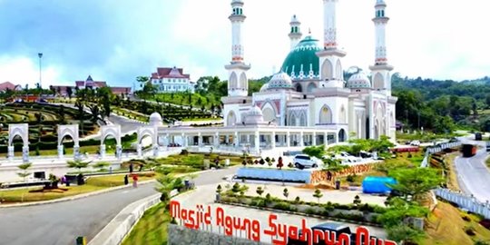 Potret Masjid Agung Syahrun Nur di Tapanuli Selatan, Megah dan Mirip Seperti Istana