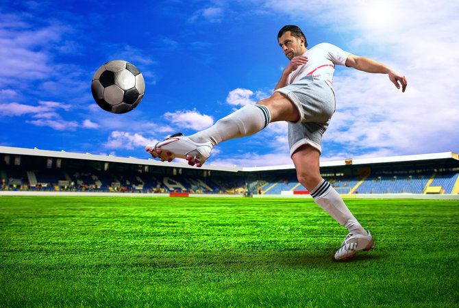 ilustrasi bermain sepak bola