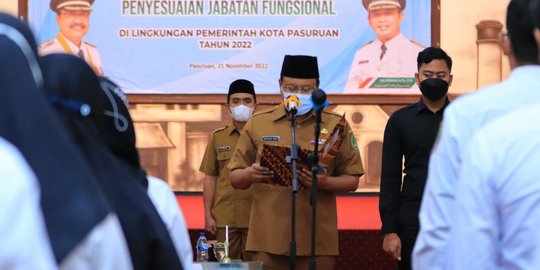 Lantik Pejabat Fungsional, Gus Ipul Ajak Bekerja Secara Optimal Untuk Rakyat