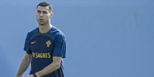 Piala Dunia 2022: Ronaldo Ingin 'Sekakmat' Messi Lebih dari Permainan Catur