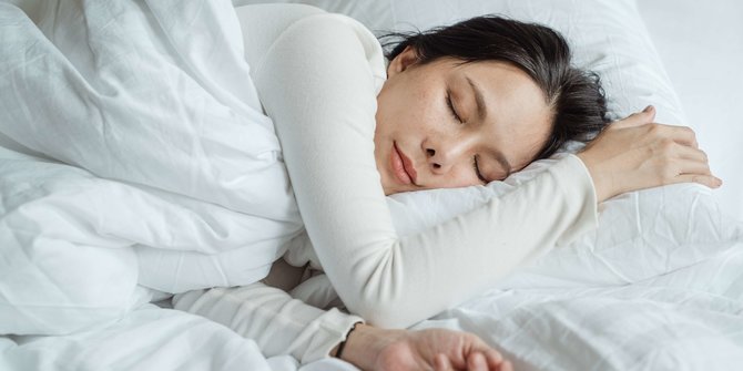 Manfaat Tidur Siang Menurut Islam, Ketahui Batas Waktunya