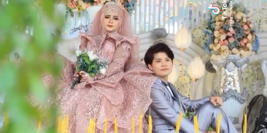 Viral Pernikahan Wanita Madura dengan Pria Korea, Curi Perhatian