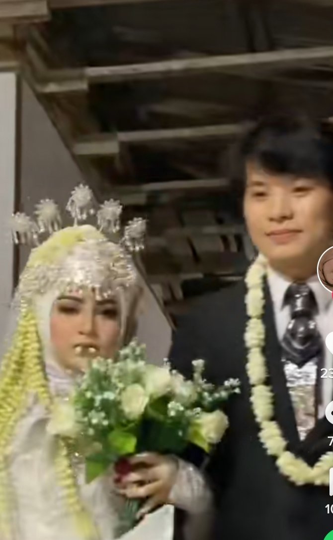 viral pernikahan wanita madura dengan pria korea curi perhatian