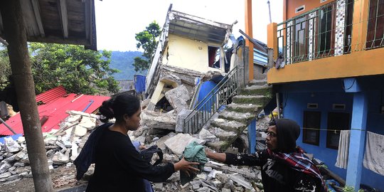Kemenkes Kirim 22 Tenaga Kesehatan Tangani Korban Gempa Cianjur