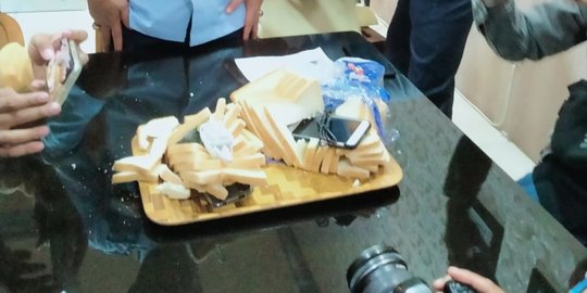 Modus Selundupkan Ponsel dalam Roti Tawar Digagalkan Petugas Lapas Kediri