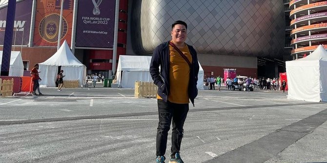 Diajak Bos ke Qatar, Ini Gaya Merry Asisten Raffi Ahmad di Stadion Hingga Mal Mewah