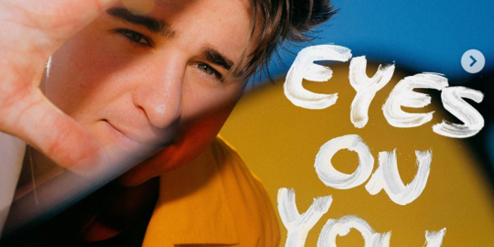 Lirik Lagu Nicky Youre - Eyes On You