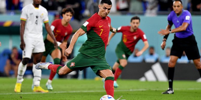 Momen Cristiano Ronaldo dan Timnas Portugal Tekuk Ghana 3-2