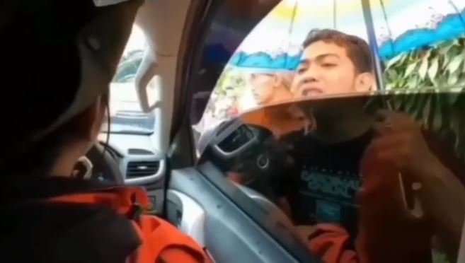 lagi mobil relawan beri bantuan gempa cianjur diadang warga 039seikhlasnya aja039