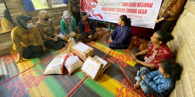 Hari Guru, Direktorat Reserse Narkoba Polda Riau Beri Kejutan pada Pendidik