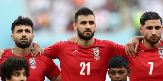 Hasil Piala Dunia Wales vs Iran, Drama di Injury Time Kiper Kartu Merah dan 2 Gol