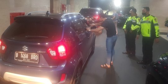 Buronan Ditangkap Polisi di Tol JORR Tersangka Korupsi Pemberian Kredit Bank Jateng