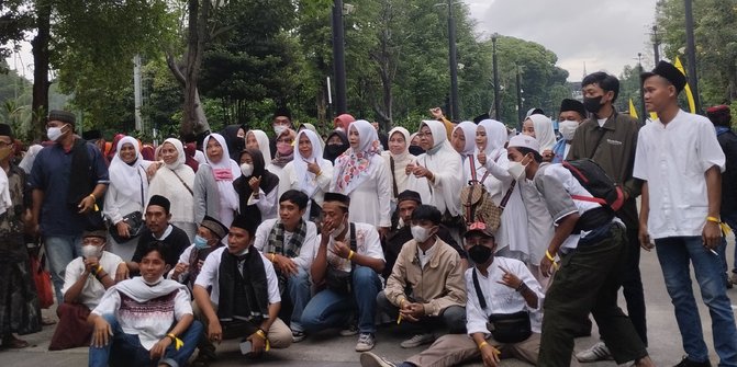 Relawan Jokowi Kumpul di GBK, Hadiri Nusantara Bersatu