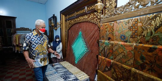 Ganjar Desak Pemerintah Segera Daftarkan Kebaya ke UNESCO