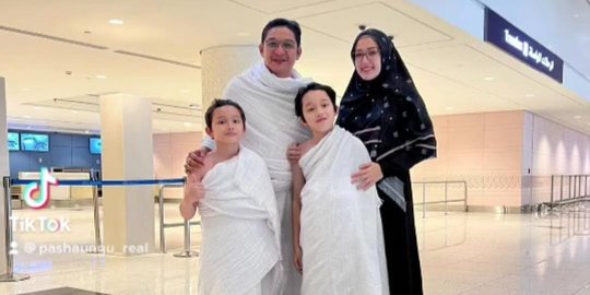 Momen Pasha Ungu Selesai Tawaf Wada, Adelia Sampai Nangis