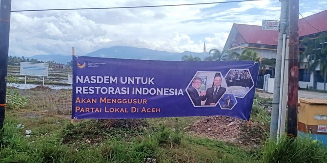 Spanduk "NasDem Akan Gusur Partai Lokal" Terbentang di Aceh, Pengurus: Itu Fitnah