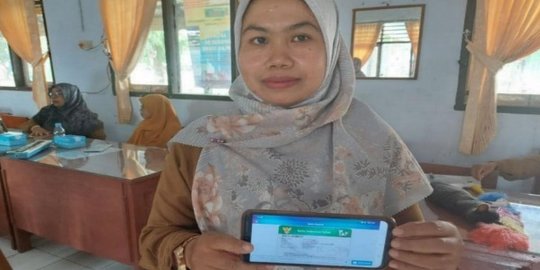 Guru SMP di Bima Puas dengan Beragam Fitur Mobile JKN