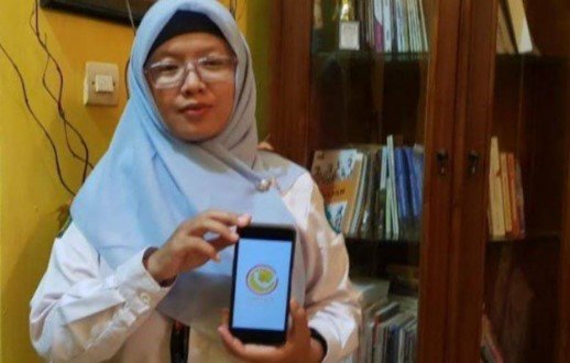 guru smp di madiun ciptakan aplikasi permudah siswa konsultasi