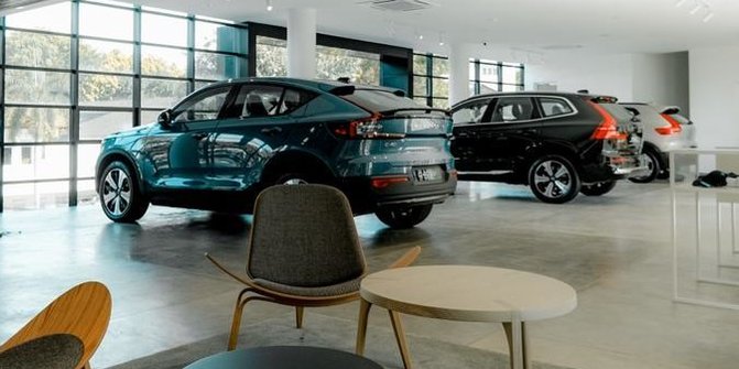 Ini Tampilan Keren Showroom Mobil Volvo Pertama di Jakarta