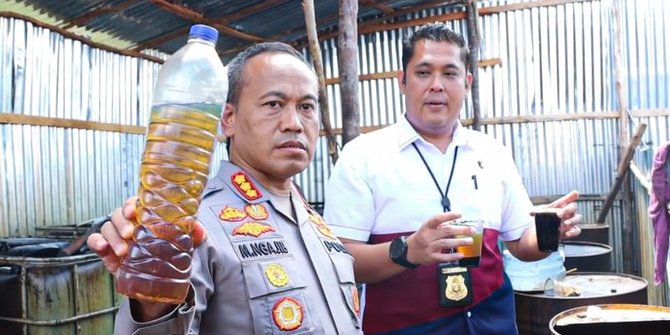 Polisi Gerebek Tempat Pengoplos Solar, Empat Pelaku Diamankan