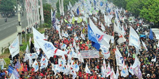 UMP DKI 2023 Naik 5,6%, Buruh Ancam Gugat ke PTUN dan Demo Depan Balai Kota