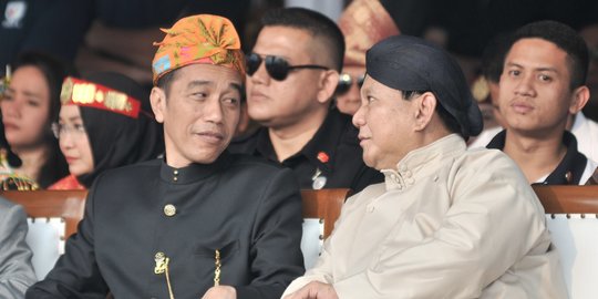 Jokowi Ungkap Sosok Pemimpin Berambut Putih: Pak Prabowo