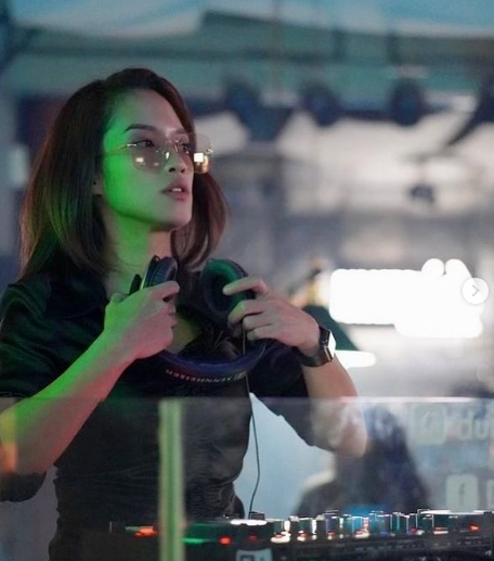 resmi menikah intip fakta mengenai dj lucyana istri sah mudjie massaid