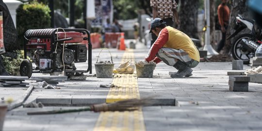 Pelebaran Trotoar Dinilai Penyebab Kemacetan di Jakarta