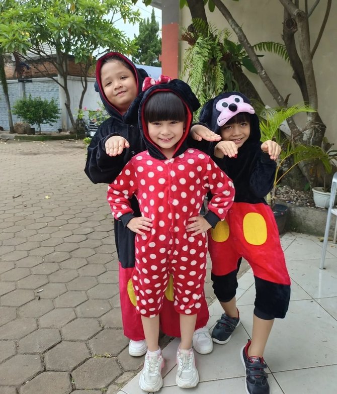 4 potret kebersamaan artis cilik panggilan menggemaskan