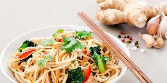 6 Resep Olahan Mie Kuning Lezat dan Praktis, Bikin Ketagihan