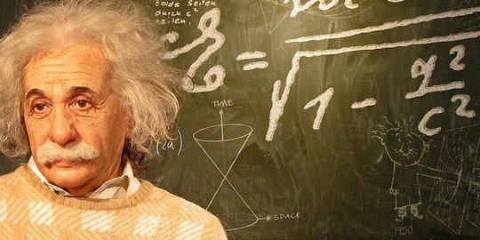 Albert Einstein Publikasikan Teori Relativitas Umum 2 Desember 1915, Ini Sejarahnya