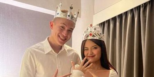 4 Momen Julian Jacob Melamar Mirriam Eka, Jadi Sorotan