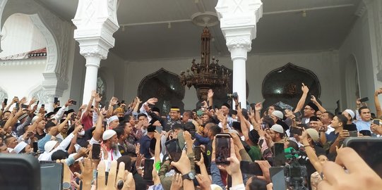 Di Masjid Raya Baiturrahman Aceh, Anies Baswedan Diteriaki Presiden Indonesia 2024