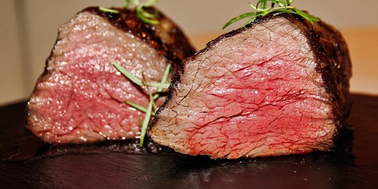 Ketahui Tingkat Kematangan Steak Sebelum Memesannya, Jangan Salah Pilih