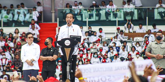 PDIP Tersulut Aksi Kumpul Relawan Jokowi