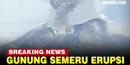 VIDEO: Gunung Semeru Muntahkan Awan Panas, Guguran Sejauh 7 Km