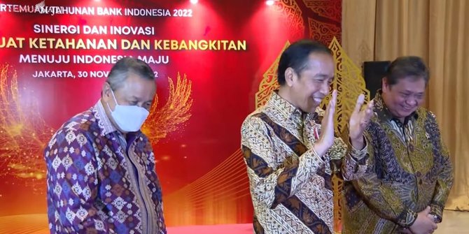 Jokowi Minta Evaluasi Inflasi Dilakukan Setiap Pekan Seperti Penanganan Covid-19