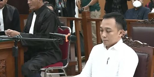 Bripka RR Cerita Awal Mula jadi Ajudan Sambo, Berawal dari Telepon Putri Candrawathi