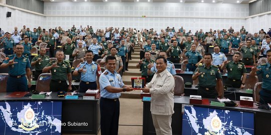 Pesan Prabowo ke Perwira Siswa: Tidak Ada yang Mendadak jadi Jago!