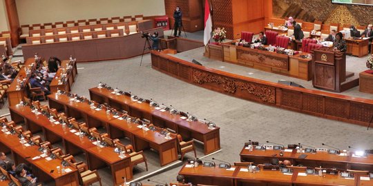 Panas Paripurna RKUHP sampai Disebut Diktator, Ini Penjelasan Pimpinan DPR
