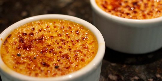 6 Resep Creme Brulee, Makanan Khas Perancis yang Legit dan Mudah Dibuat