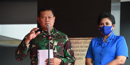 Momen Kasal Yudo Lepas Kangen dengan Istri di Wartel, Baru Sebentar Diketok Senior