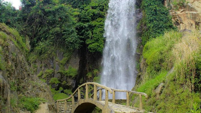 viral wisatan curhat soal biaya masuk di curug bidadari sentul