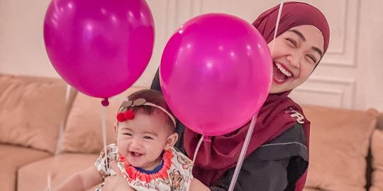 Cute! 5 Potret Baby Moana Anak Ria Ricis Main Balon, Ekspresinya Gemesin Banget!