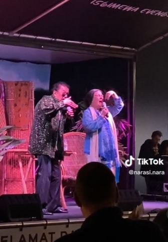 penyanyi belanda ini sangat rindu indonesia pernah ciptakan lagu 039nasi goreng039