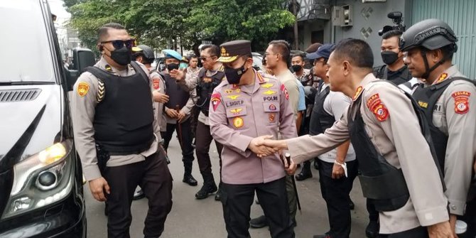 LPSK Serahkan Santunan pada Keluarga Korban Bom di Polsek Astana Anyar