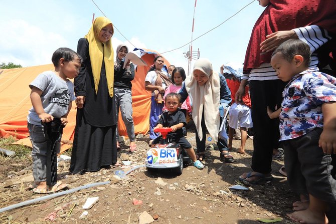 bri peduli terus berikan layanan untuk masyarakat yang terdampak gempa bumi cianjur