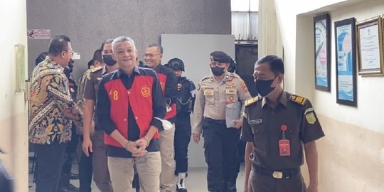 Tepis Keterangan Saksi, Hendra Kurniawan Mengaku Bertemu Ferdy Sambo Pada 11 Juli