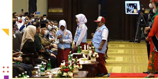 Siswa SD Tanya Wapres Ma'ruf Amin: Nyontek Dosa Enggak?